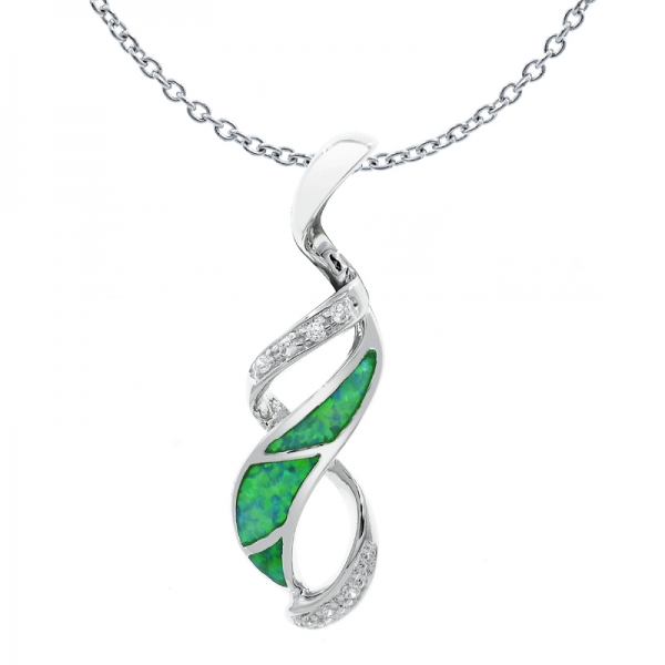 büyüleyici yeşil lab gümüş opal kolye 
