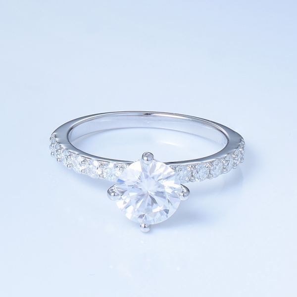 Yuvarlak şekil beyaz cz ile 925 ayar gümüş açacağı nişan yüzüğü 