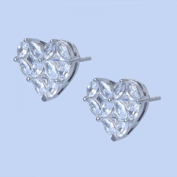 Beyaz cz ile 925 ayar gümüş kalp şeklinde küpe 