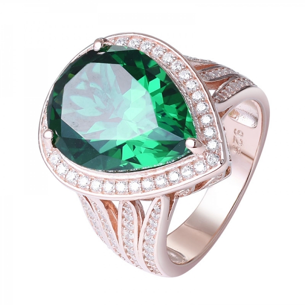 oluşturulan yeşil zümrüt armut şekli kadınlar için gümüş nişan yüzüğü üzerinde altın yükseldi 