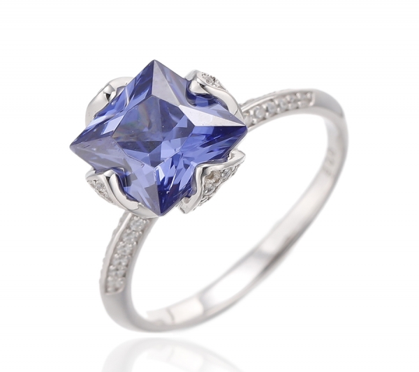 Kare Akuamarin ve Yuvarlak Beyaz Kübik Zirkonyum Rodyum Gümüş Yüzük 