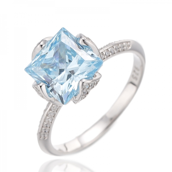 Kare Akuamarin ve Yuvarlak Beyaz Kübik Zirkonyum Rodyum Gümüş Yüzük 
